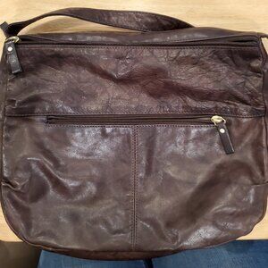 Stone Mountain - Beautiful Brown Leather Purse